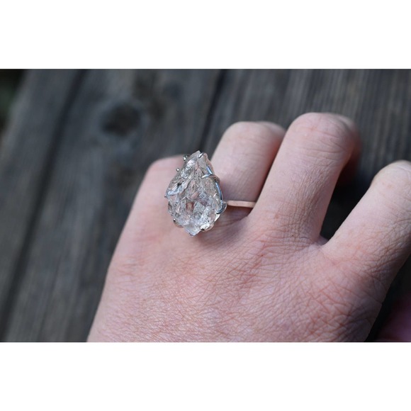 alternative raw diamond engagement ring raw crystal size 4 5 6 7 8 8 9 1… - Picture 3 of 6